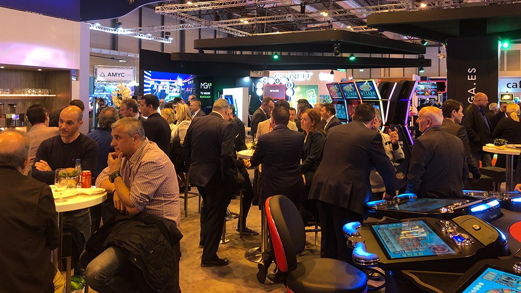MERKUR DOSNIHA and GEWETE make successful trade fair appearance at Feria Internacional del Juego