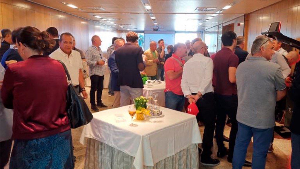 100, más de 100 y el 100%