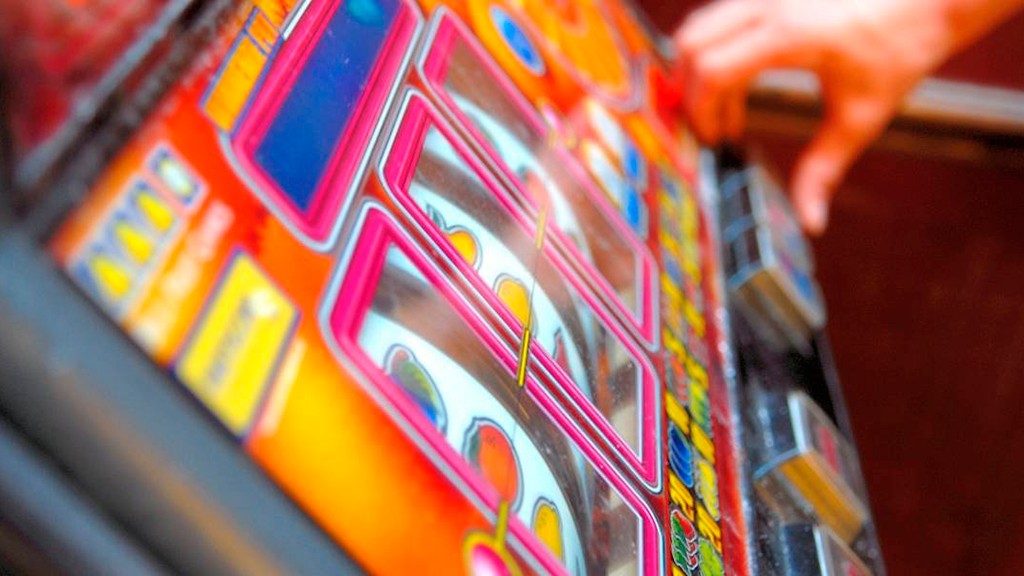 Puerto Rico starts charging $1,500 per games of chance machines in business