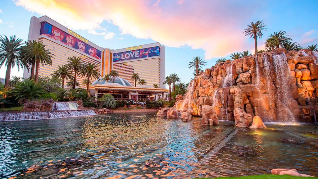 MGM Resorts International announces agreement to sell operations of the Mirage for $1.075 billion 