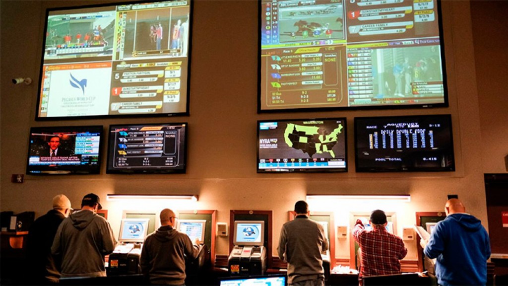 New York: Suffolk County gets record payment from Off-Track Betting