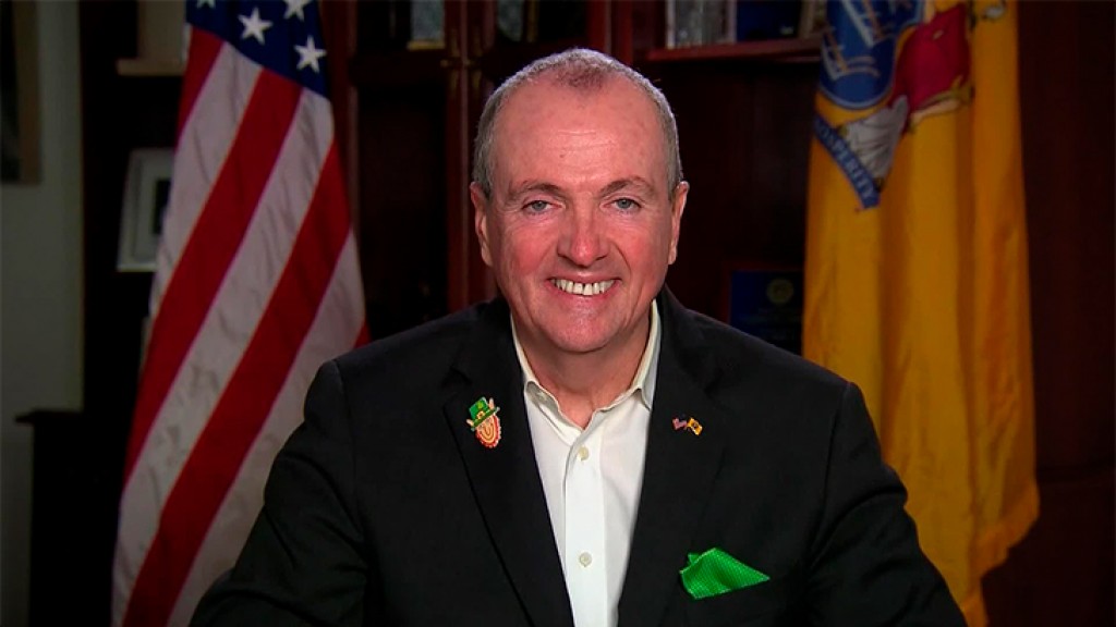 New Jersey gamblers can light up again starting Sunday, but governor signals support for ban
