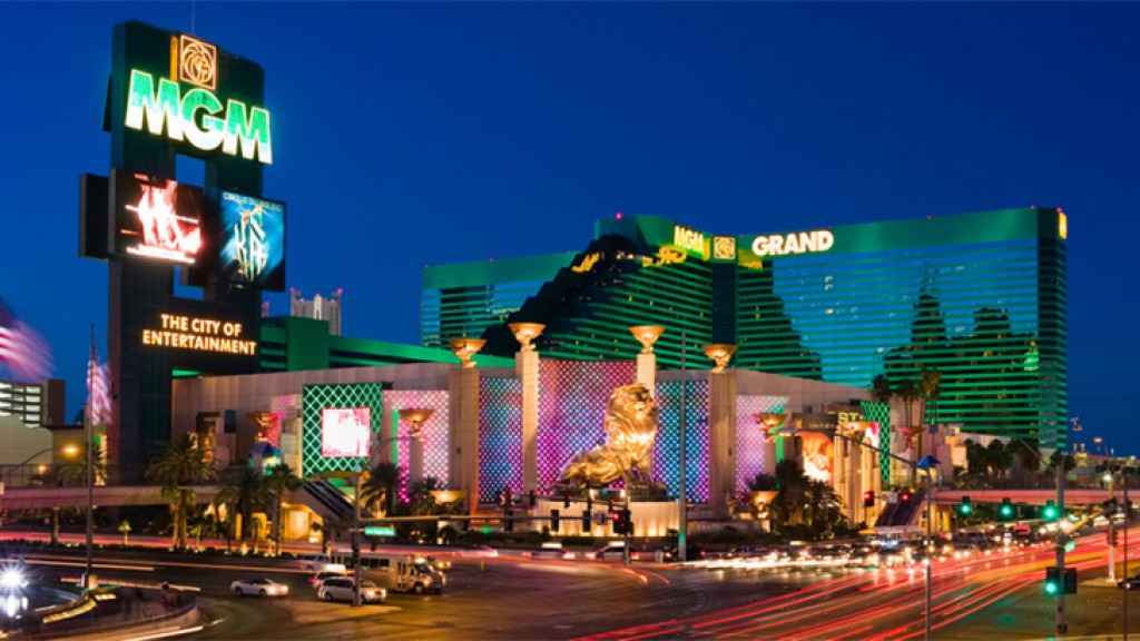 Masks return to Nevada casinos with new mandate from Governor