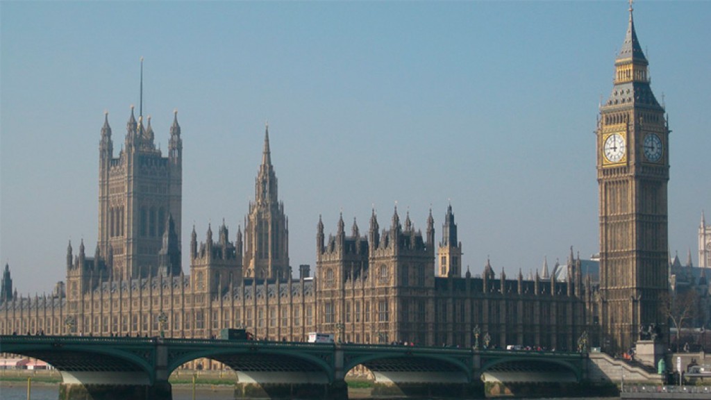 More MPs sample the MERKUR Slots experience