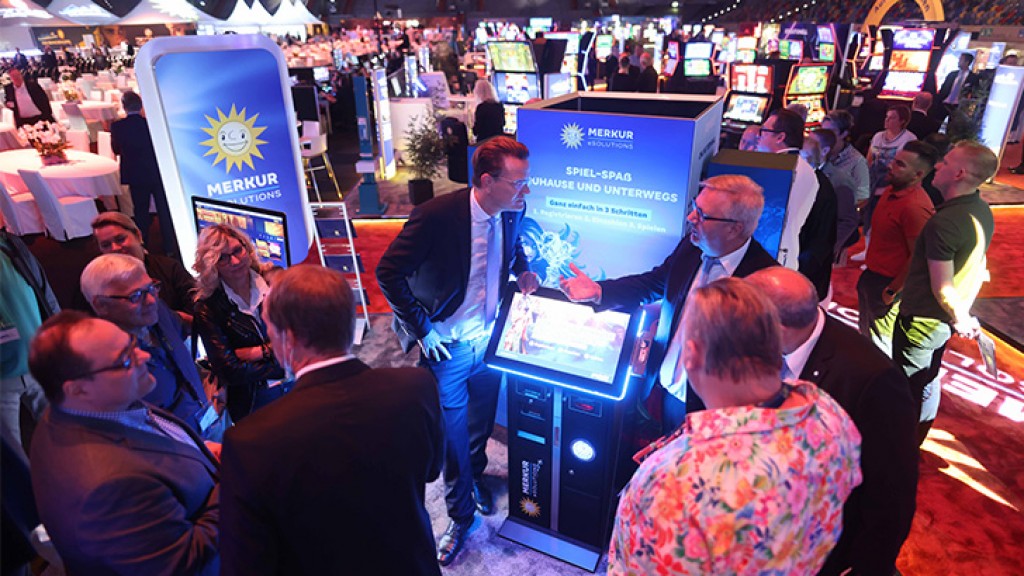 Industry summit excites with products, politics and a party adp Gauselmann with sales event of the year