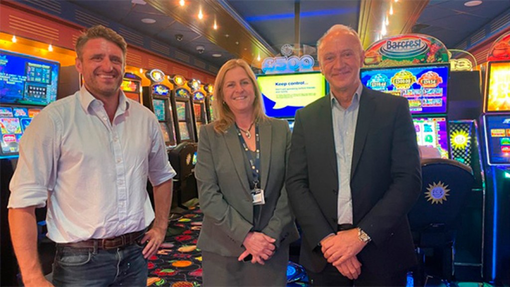 Milton Keynes North MP Ben Everitt visits MERKUR entertainment centre