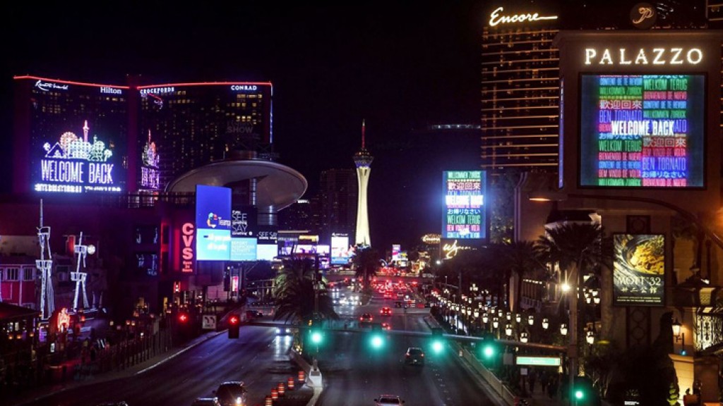 Las Vegas celebrates the return of overseas visitors