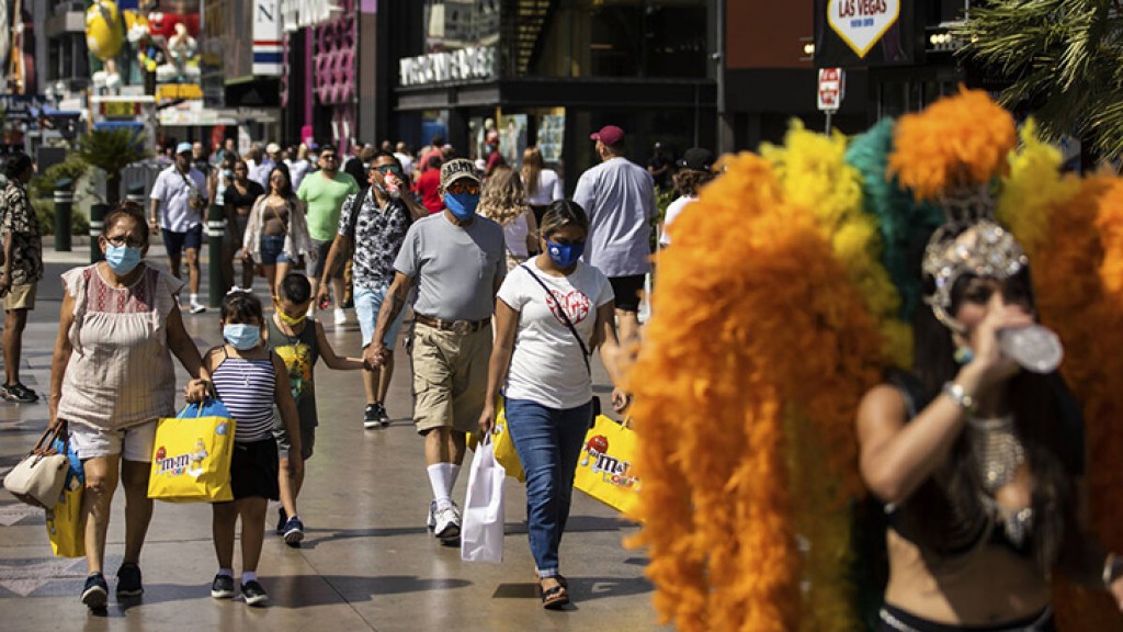 Investors in Las Vegas casinos wagering on comeback