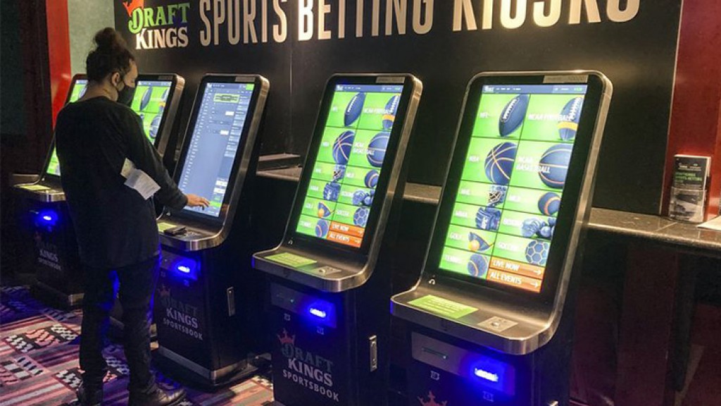 Massachusetts gaming regulators keeping eye on pending legislation