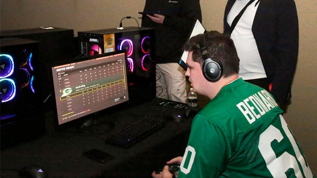 At Hard Rock Atlantic City, gamers compete in nation´s first esports skill-based wagering event