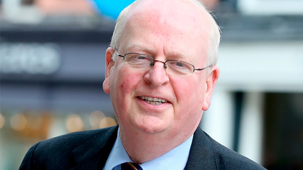 Former Irish justice minister criticizes government´s gambling regulation efforts