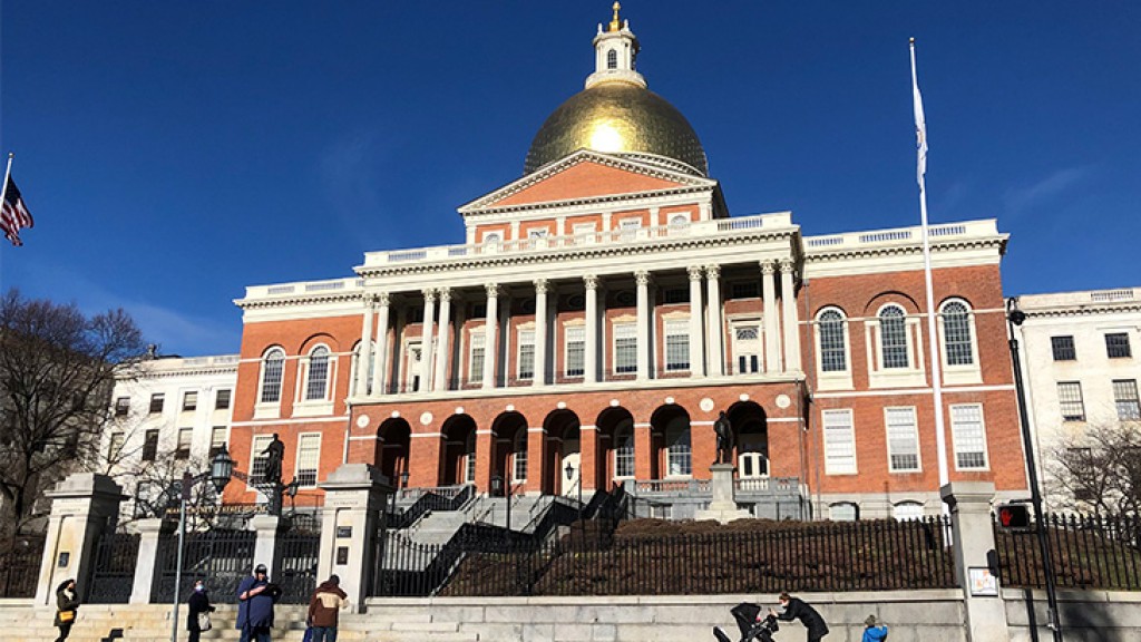 Massachusetts Senate tees up sports betting bill for vote, with key differences from House version