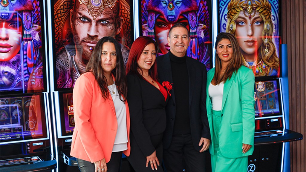 Zitro Shakes Up The Peruvian Market With The Launch Of Its New Glare Cabinet Line