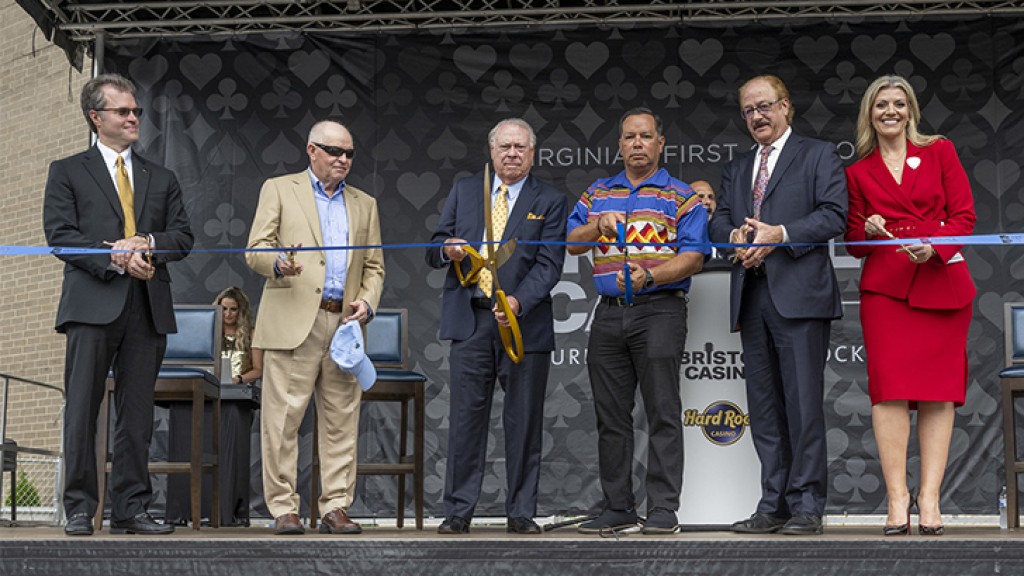 ´Bristol Casino - Future Home of Hard Rock´ Opens Doors to the Public