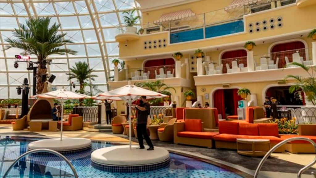 Okada Manila casino, at centre of ownership dispute, gets more visitors