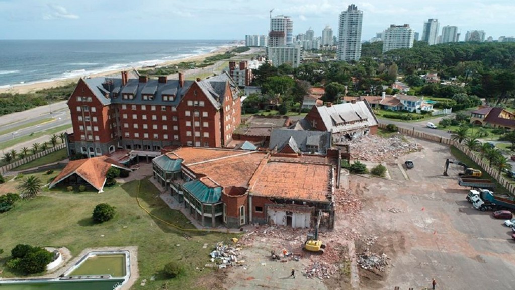 Hotel Casino in Punta del Este: Cipriani´s Project priority for the administration of Maldonado