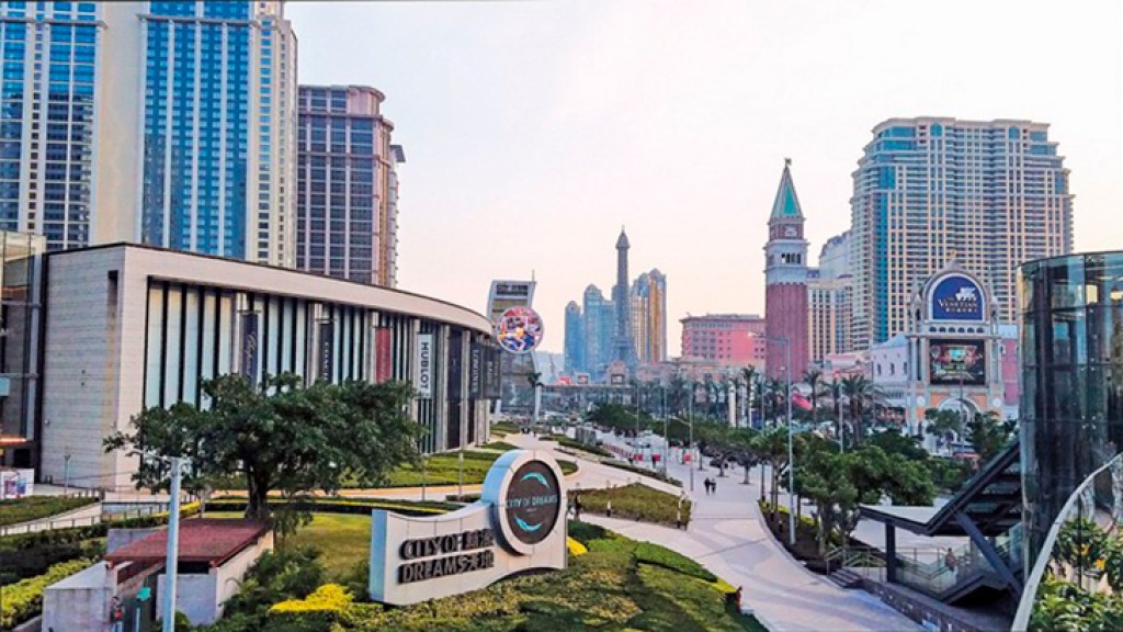 Macau gaming stocks jump on concession renewal, US operators notch largest gains