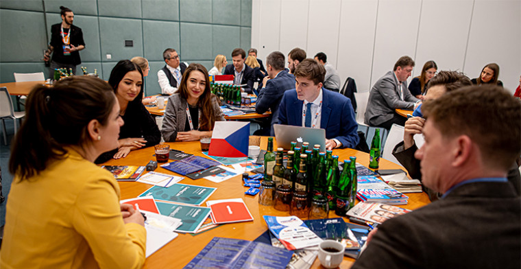 RSVP Discusiones de mesa redonda con enfoque en Chequia, Polonia, Rumania, Finlandia y EE. UU. en Praga Gaming & TECH Summit 2023