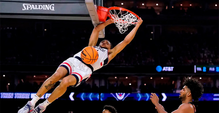 Sharp, recreational bettors on NCAA title game