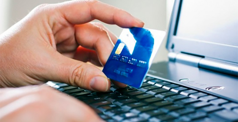 Credit and debit cards on the rise amid dwindling mobile payments