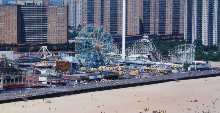 Coney Island casino bid gathers signatures of support