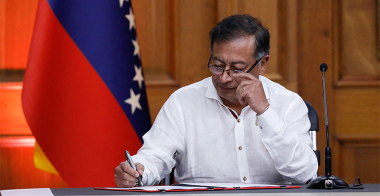 Colombia: Roger Carrillo resigned as the director of Coljuegos