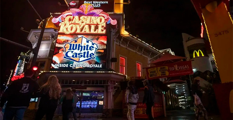 Proposed Las Vegas Strip skyscraper in lieu of Casino Royale clears first hurdle