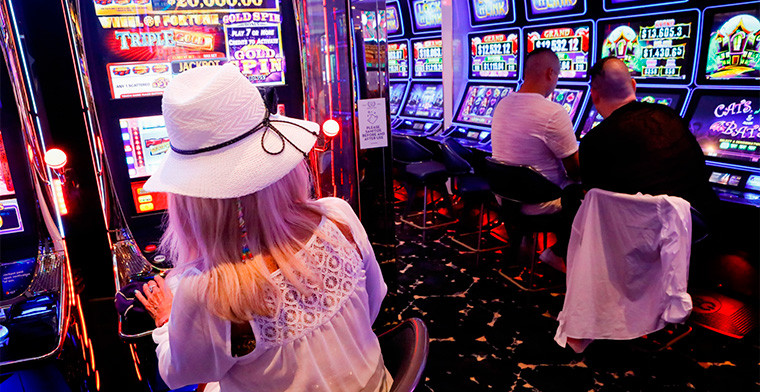 Video Slot Machines spur gambling revenue windfall for Illinois