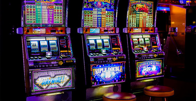 COLJUEGOS reglamenta la operación legal de las máquinas electrónicas tragamonedas