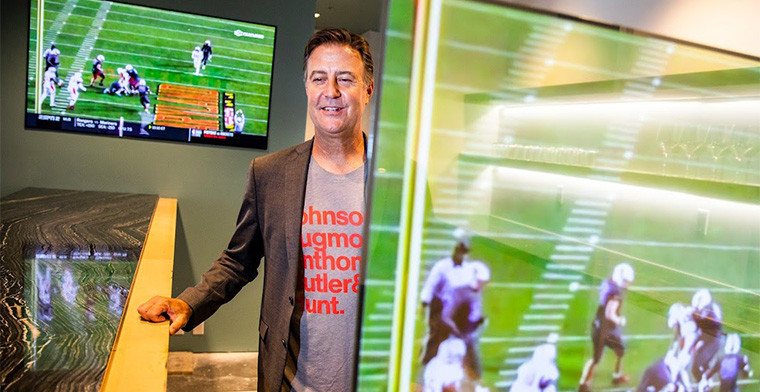 Indy Gaming: Las Vegas set to prosper in ‘fun economy,’ UNLV experts say