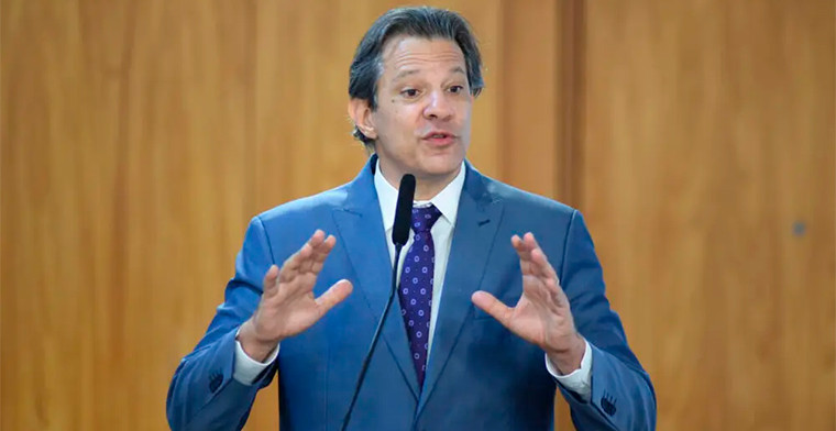 Ministro Haddad apresentará ao presidente Lula um relatório sobre os riscos das apostas ilegais no país