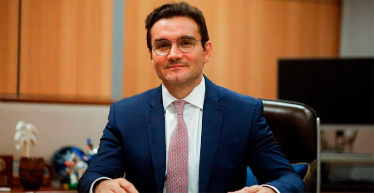 Tourism minister seeks senators' approval for bill to free jodo do bicho, casinos and bingos