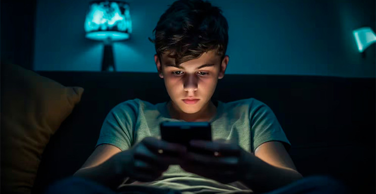 Underage gambling: Buenos Aires City told influencers and celebrities to stop promoting illegal betting sites