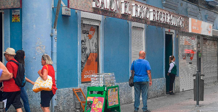 Canarias: buscan mantener las salas de juego lejos de las escuelas primarias