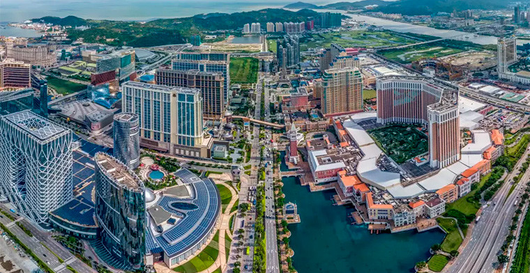 La recaudación del impuesto al juego en Macao bajó un 12% en julio hasta los 851 millones de dólares