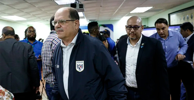 Tres futbolistas detenidos en Panamá por presunto amaño de partidos con fines de apuestas