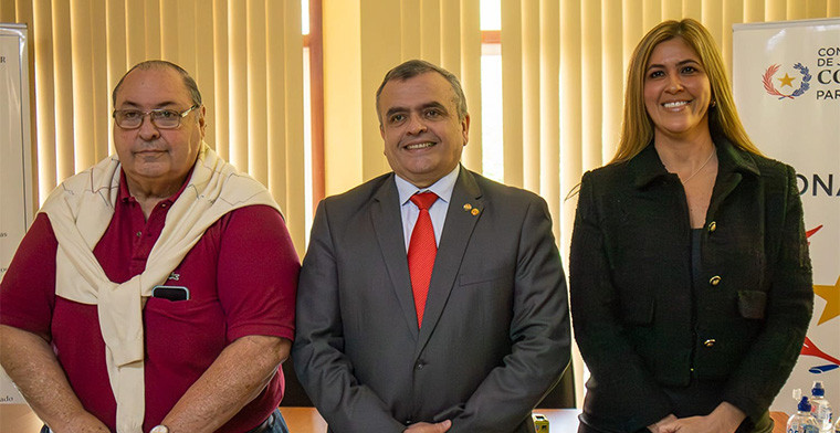 Paraguay: firman convenio para combatir la ludopatia