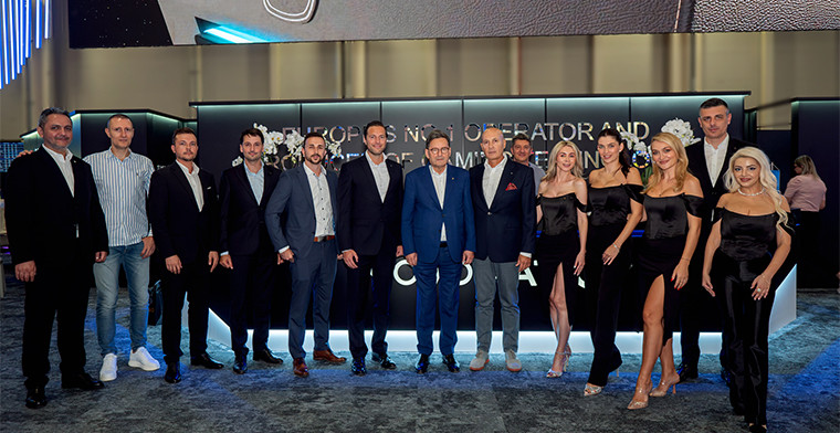 NOVOMATIC causa impacto na EAE com a nova série de gabinetes V.I.P. X™'