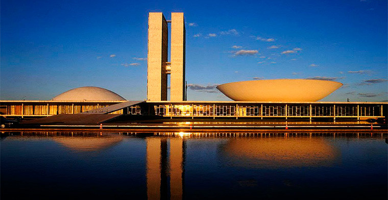 Brazil's MPs propose restrictions on bets for social program participants and ban on betting advertising