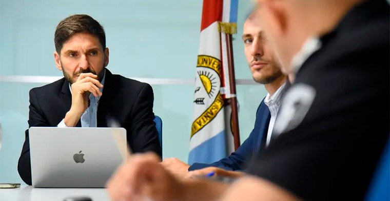 Apuestas deportivas: Santa Fe define quién las manejará y Pullaro está entre la espada y la pared