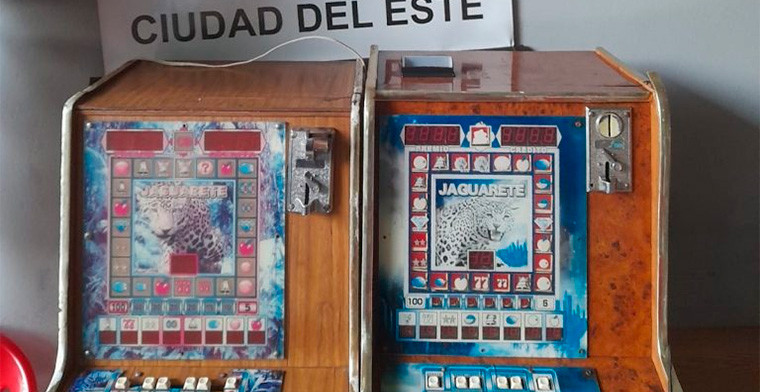 Tragamonedas sin documentación en la Mira: incautan dos máquinas en Paraguay