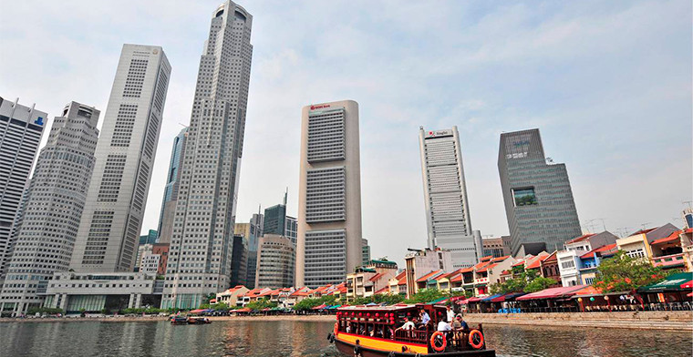 October y-o-y dip in Singapore stay length, overnight visitors