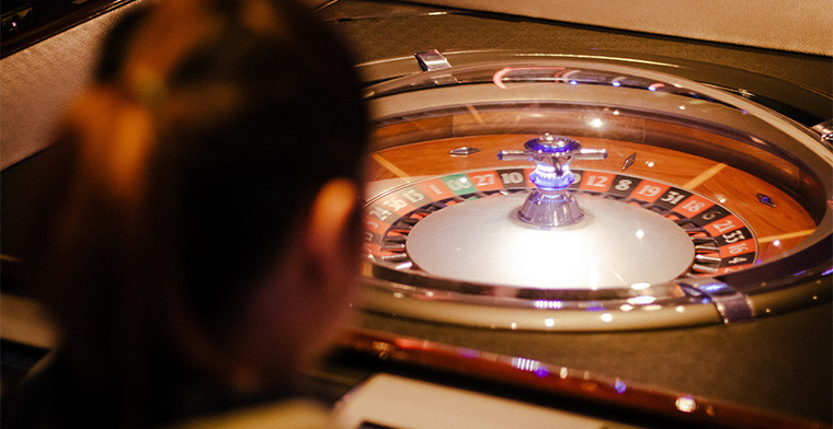 Operadores de juego deberán implementar programas para prevenir conductas adictivas en Colombia
