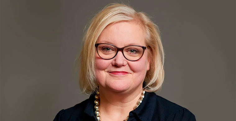 Gambling Ads: UK Government Anticipates New Measures in 2025