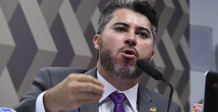 Bolsonarista senator generated 97 identical applications from the 101 betting companies authorised by the Treasury