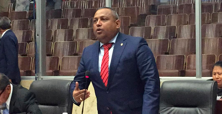 El Diputado Pineda presenta proyecto contra ludopatía en Panamá