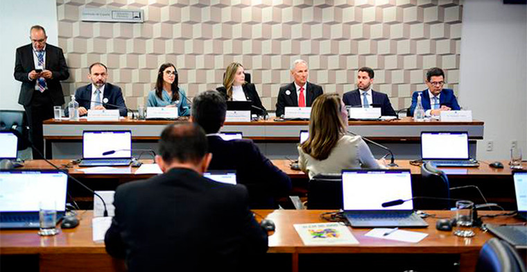 Debate in Brazil's Congress: to ban or to supervise sports betting?