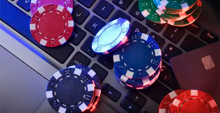 Caesars Entertainment debuts proprietary online blackjack game