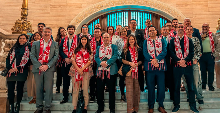 Reguladores de 10 países se reuniram em Lima para celebrar a Cúpula Ibero-Americana de Jogos