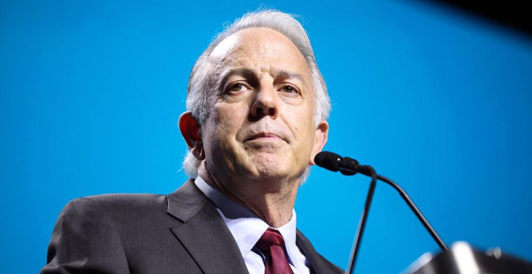 Legislation signed by Nevada governor opens private gaming salons to all players